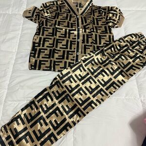 Stylish  Pajamas in Black and Gold sleepwear set